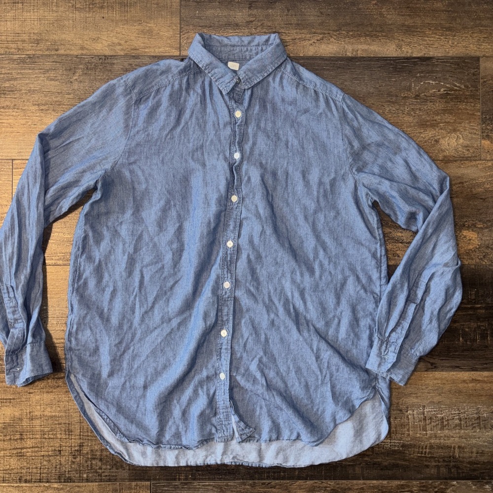 Loft  Small Denim Blue Shirt Top Button Up Pocket Lyocell Linen Extremely Soft